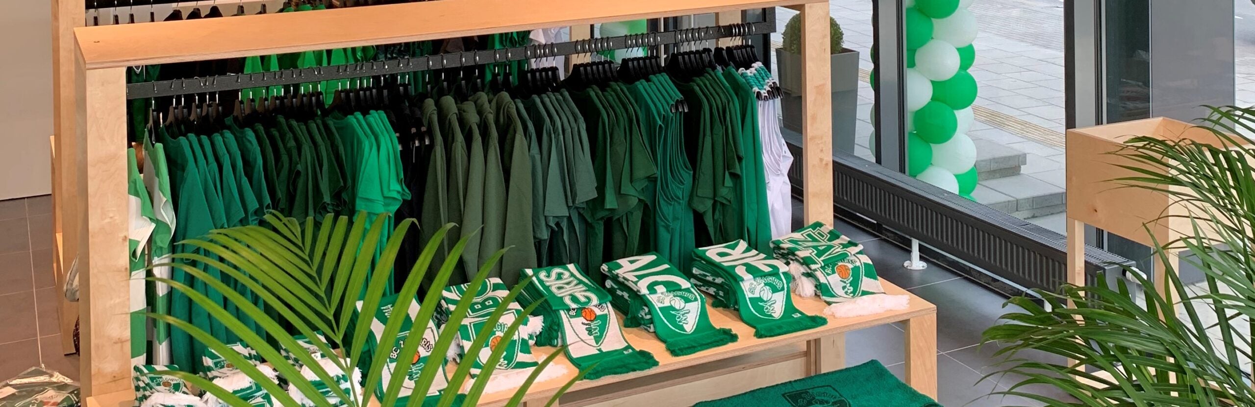 Duris atvėrė pirmoji Žalgirisshop parduotuvė Vilniuje