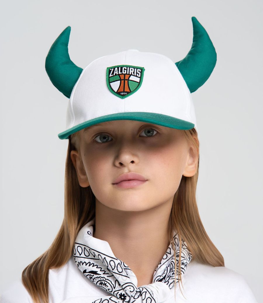 Kepurė su Ragais