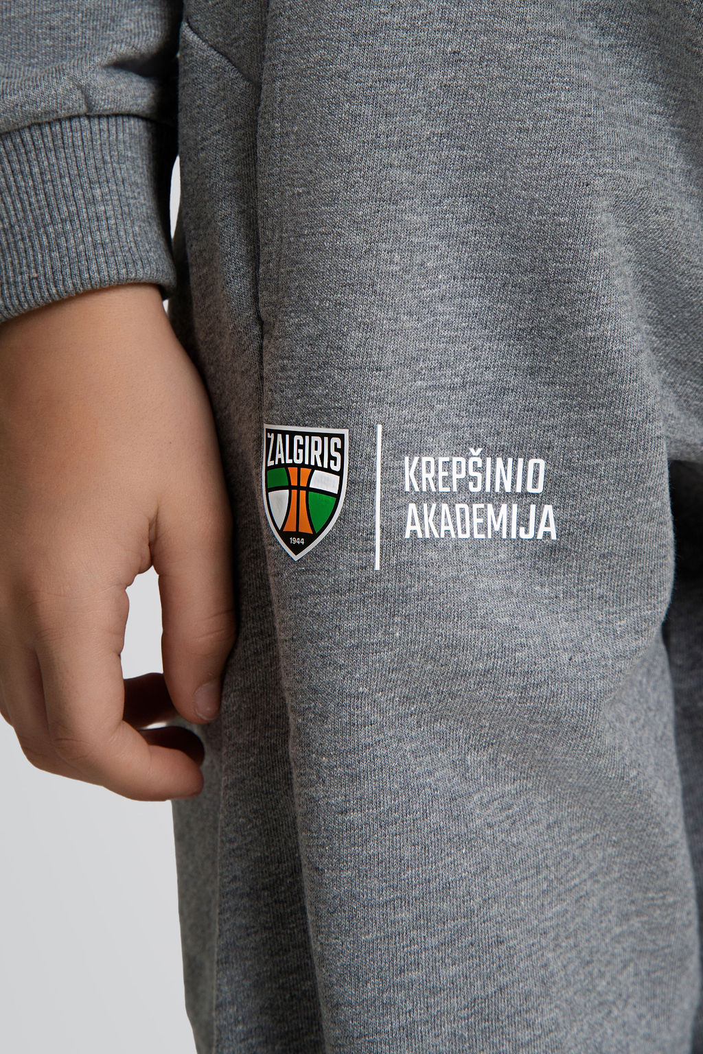 Pilkos kelnės „Krepšinio akademija“-1