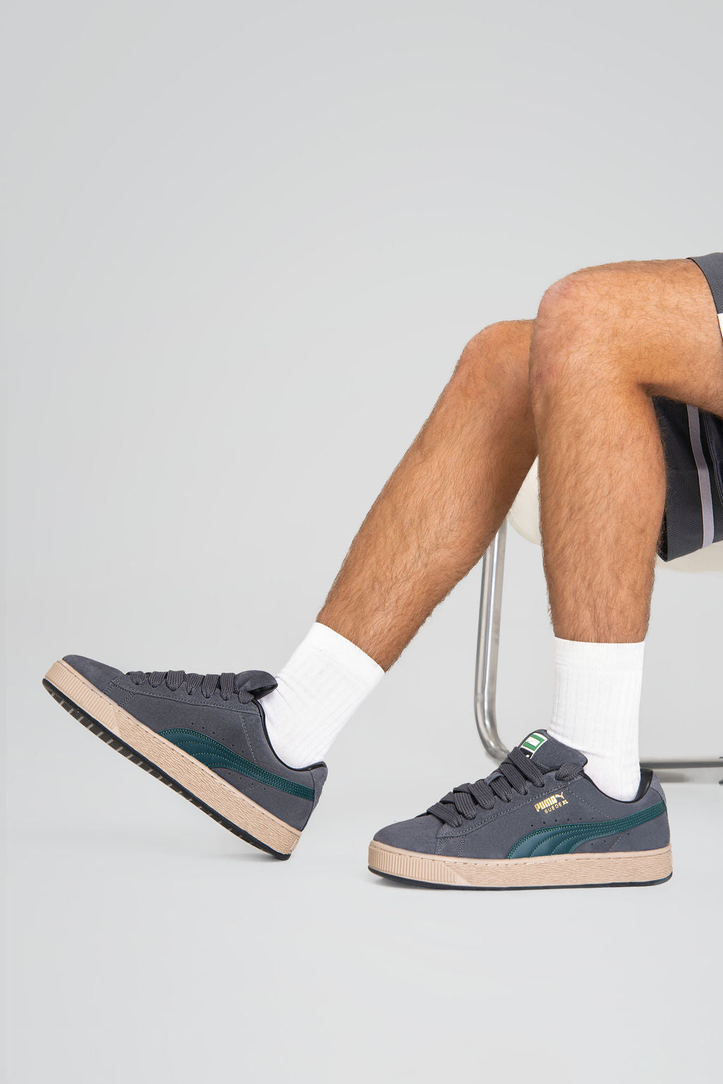 Suede XL dark grey PUMA sneakers