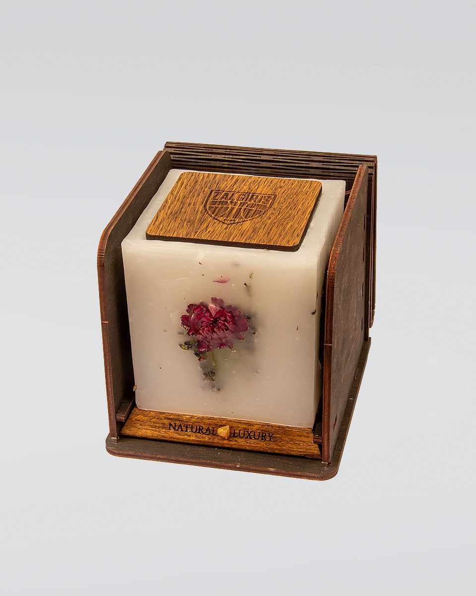 Natural Luxury scented candle